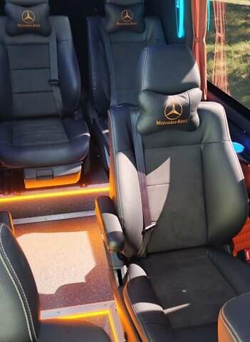 Белый Мерседес Sprinter, объемом двигателя 2.14 л и пробегом 417 тыс. км за 45000 $, фото 2 на Automoto.ua