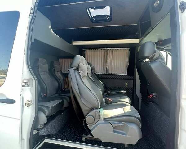 Белый Мерседес Sprinter, объемом двигателя 2.14 л и пробегом 650 тыс. км за 23000 $, фото 10 на Automoto.ua