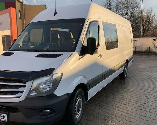Белый Мерседес Sprinter, объемом двигателя 0 л и пробегом 247 тыс. км за 37000 $, фото 4 на Automoto.ua