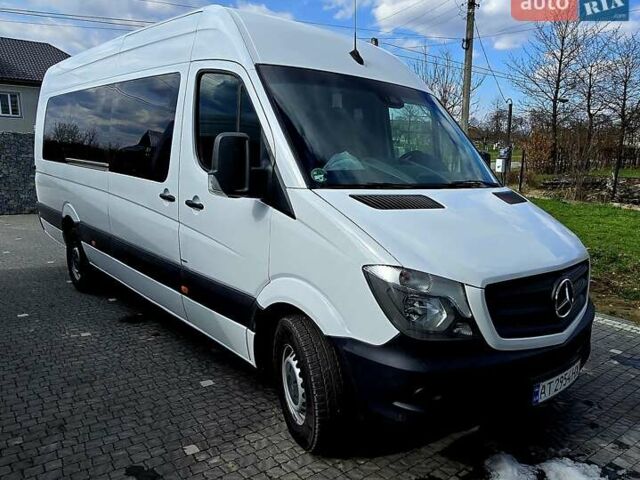 Белый Мерседес Sprinter, объемом двигателя 2.2 л и пробегом 633 тыс. км за 26500 $, фото 7 на Automoto.ua