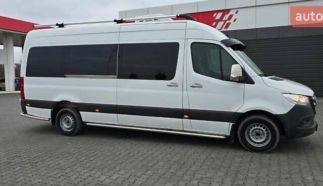 Белый Мерседес Sprinter, объемом двигателя 2.2 л и пробегом 600 тыс. км за 33000 $, фото 5 на Automoto.ua