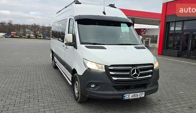 Белый Мерседес Sprinter, объемом двигателя 2.2 л и пробегом 600 тыс. км за 33000 $, фото 2 на Automoto.ua