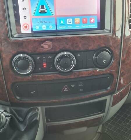 Белый Мерседес Sprinter, объемом двигателя 2.1 л и пробегом 495 тыс. км за 26999 $, фото 25 на Automoto.ua