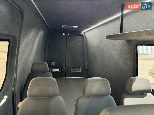 Мерседес Sprinter 2018 в Николаеве на Automoto.ua Белый Мерседес Sprinter, объемом двигателя 3 л и пробегом 250 тыс. км за 37000 $, фото 3 на Automoto.ua