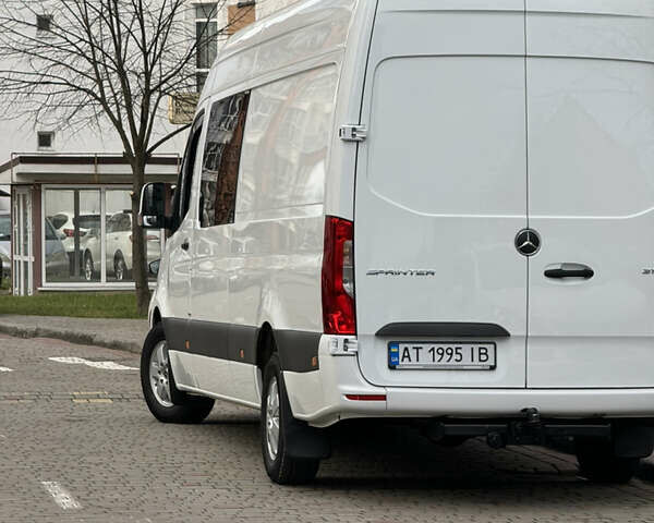 Білий Мерседес Sprinter, об'ємом двигуна 2.14 л та пробігом 180 тис. км за 40500 $, фото 41 на Automoto.ua