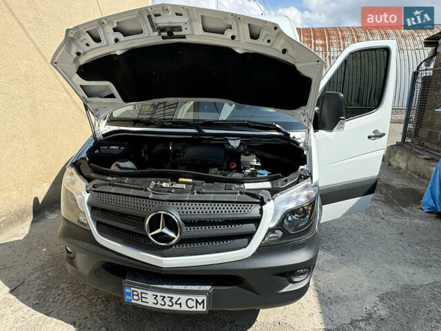 Мерседес Sprinter 2018 в Николаеве на Automoto.ua Белый Мерседес Sprinter, объемом двигателя 3 л и пробегом 250 тыс. км за 37000 $, фото 60 на Automoto.ua
