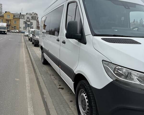 Белый Мерседес Sprinter, объемом двигателя 2.14 л и пробегом 1 тыс. км за 25000 $, фото 4 на Automoto.ua