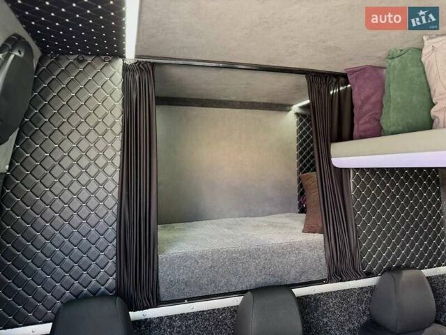 Белый Мерседес Sprinter, объемом двигателя 3 л и пробегом 400 тыс. км за 39950 $, фото 22 на Automoto.ua