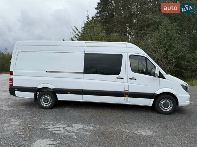 Белый Мерседес Sprinter, объемом двигателя 3 л и пробегом 227 тыс. км за 32900 $, фото 6 на Automoto.ua