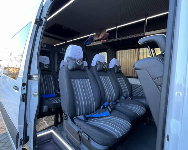 Белый Мерседес Sprinter, объемом двигателя 2.14 л и пробегом 418 тыс. км за 31800 $, фото 12 на Automoto.ua