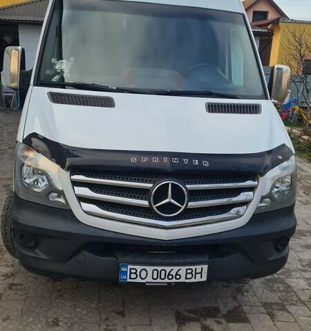 Белый Мерседес Sprinter, объемом двигателя 2.1 л и пробегом 495 тыс. км за 26999 $, фото 8 на Automoto.ua