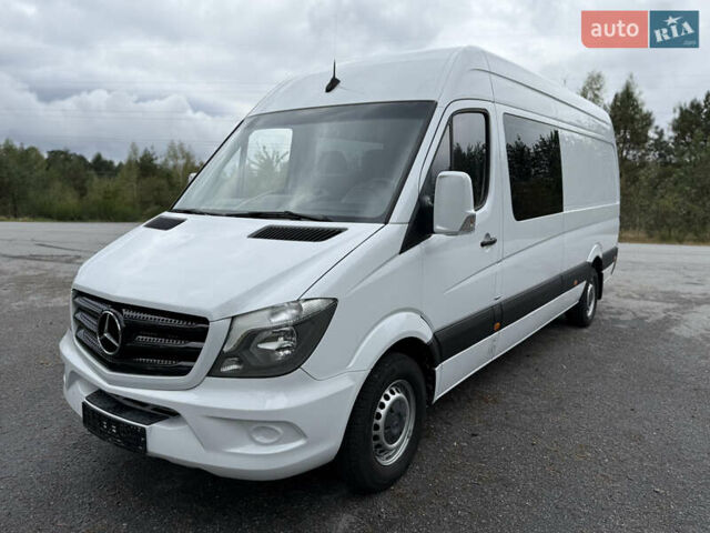 Белый Мерседес Sprinter, объемом двигателя 3 л и пробегом 227 тыс. км за 32900 $, фото 2 на Automoto.ua