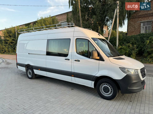 Белый Мерседес Sprinter, объемом двигателя 2.2 л и пробегом 150 тыс. км за 29900 $, фото 4 на Automoto.ua