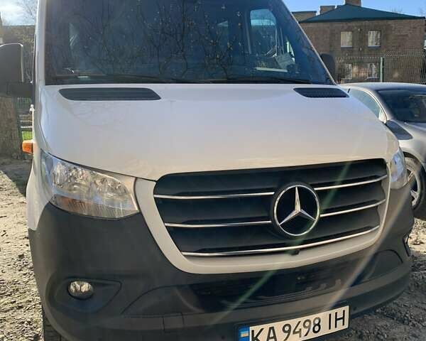 Белый Мерседес Sprinter, объемом двигателя 2.14 л и пробегом 257 тыс. км за 35950 $, фото 1 на Automoto.ua