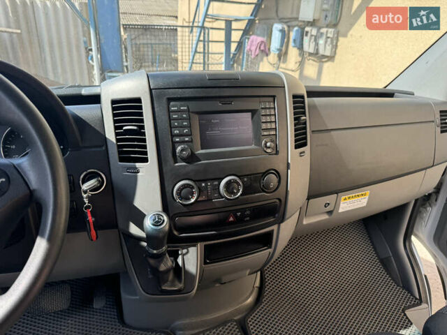Мерседес Sprinter 2018 в Николаеве на Automoto.ua Белый Мерседес Sprinter, объемом двигателя 3 л и пробегом 250 тыс. км за 37000 $, фото 57 на Automoto.ua