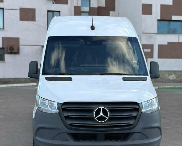 Мерседес Sprinter 2018 в Николаеве на Automoto.ua Белый Мерседес Sprinter, объемом двигателя 2.2 л и пробегом 436 тыс. км за 28500 $, фото 1 на Automoto.ua