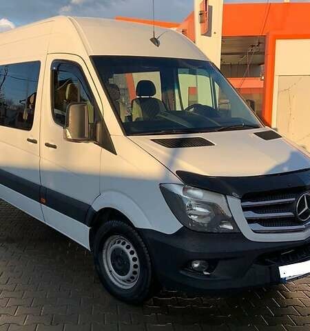 Белый Мерседес Sprinter, объемом двигателя 0 л и пробегом 247 тыс. км за 37000 $, фото 3 на Automoto.ua