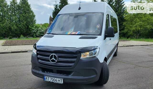 Білий Мерседес Sprinter, об'ємом двигуна 2.2 л та пробігом 300 тис. км за 36700 $, фото 1 на Automoto.ua