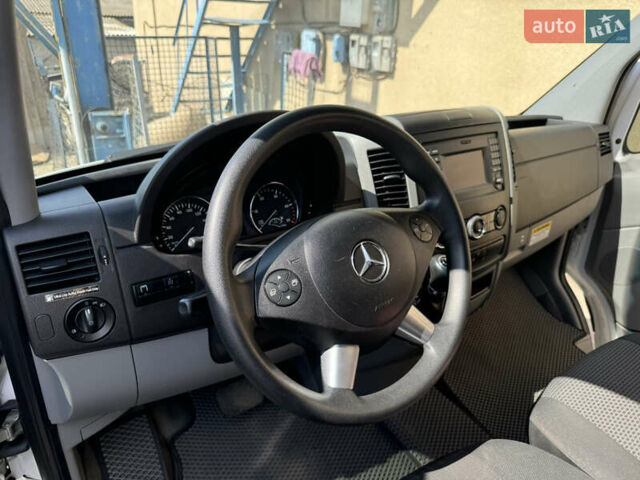 Мерседес Sprinter 2018 в Николаеве на Automoto.ua Белый Мерседес Sprinter, объемом двигателя 3 л и пробегом 250 тыс. км за 37000 $, фото 58 на Automoto.ua