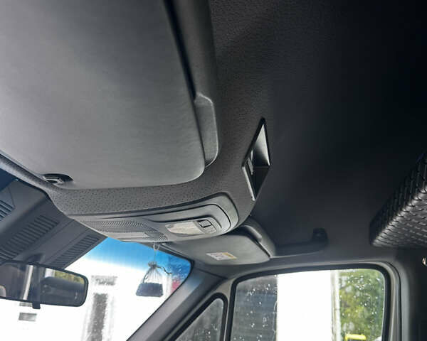 Білий Мерседес Sprinter, об'ємом двигуна 2.14 л та пробігом 500 тис. км за 34900 $, фото 3 на Automoto.ua