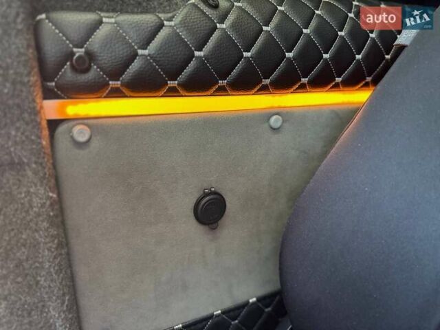 Белый Мерседес Sprinter, объемом двигателя 3 л и пробегом 400 тыс. км за 39950 $, фото 11 на Automoto.ua