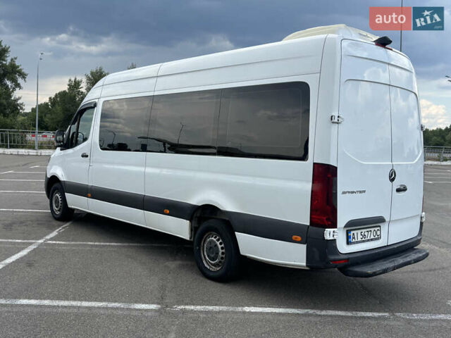Белый Мерседес Sprinter, объемом двигателя 0 л и пробегом 700 тыс. км за 31000 $, фото 4 на Automoto.ua