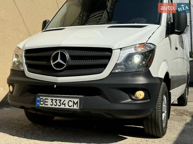 Мерседес Sprinter 2018 в Николаеве на Automoto.ua Белый Мерседес Sprinter, объемом двигателя 3 л и пробегом 250 тыс. км за 37000 $, фото 23 на Automoto.ua