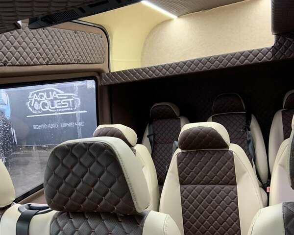 Белый Мерседес Sprinter, объемом двигателя 0 л и пробегом 247 тыс. км за 37000 $, фото 16 на Automoto.ua