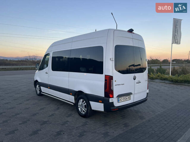 Белый Мерседес Sprinter, объемом двигателя 2.14 л и пробегом 470 тыс. км за 32999 $, фото 13 на Automoto.ua