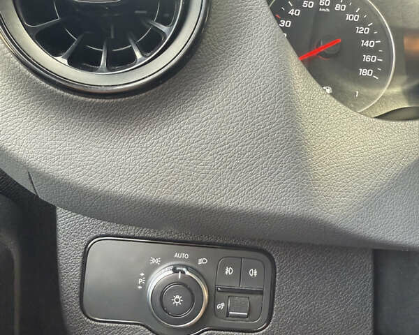 Белый Мерседес Sprinter, объемом двигателя 2.14 л и пробегом 209 тыс. км за 64800 $, фото 17 на Automoto.ua