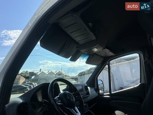Белый Мерседес Sprinter, объемом двигателя 2.2 л и пробегом 180 тыс. км за 26500 $, фото 22 на Automoto.ua