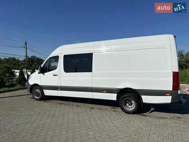 Белый Мерседес Sprinter, объемом двигателя 2.99 л и пробегом 357 тыс. км за 43682 $, фото 3 на Automoto.ua