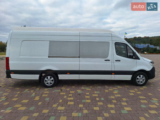 Белый Мерседес Sprinter, объемом двигателя 0 л и пробегом 320 тыс. км за 46000 $, фото 5 на Automoto.ua