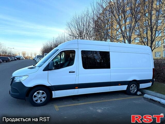 Белый Мерседес Sprinter, объемом двигателя 2.1 л и пробегом 300 тыс. км за 33500 $, фото 2 на Automoto.ua