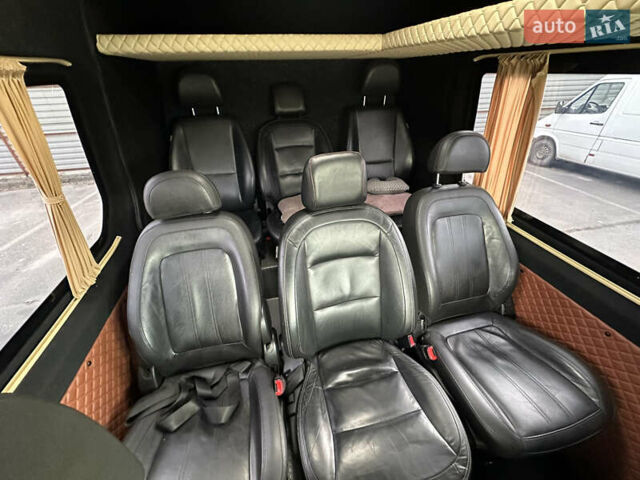 Белый Мерседес Sprinter, объемом двигателя 2.14 л и пробегом 550 тыс. км за 32000 $, фото 13 на Automoto.ua