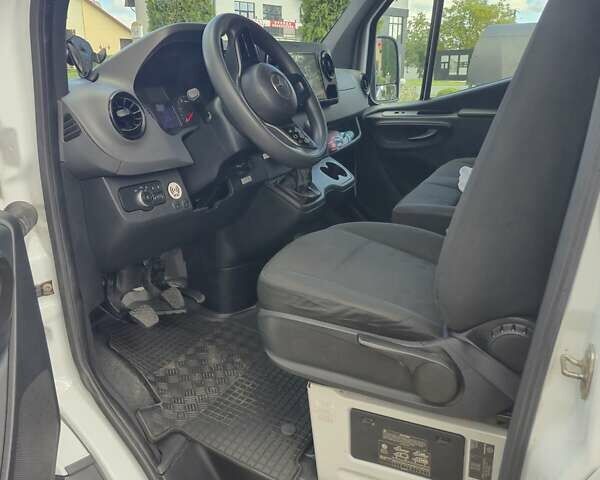 Білий Мерседес Sprinter, об'ємом двигуна 2.14 л та пробігом 286 тис. км за 32500 $, фото 5 на Automoto.ua