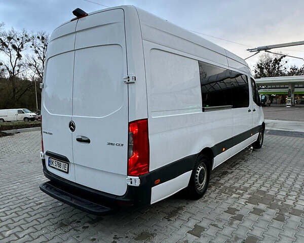 Белый Мерседес Sprinter, объемом двигателя 2.14 л и пробегом 355 тыс. км за 31500 $, фото 9 на Automoto.ua