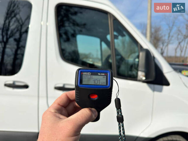 Белый Мерседес Sprinter, объемом двигателя 3 л и пробегом 125 тыс. км за 49900 $, фото 34 на Automoto.ua