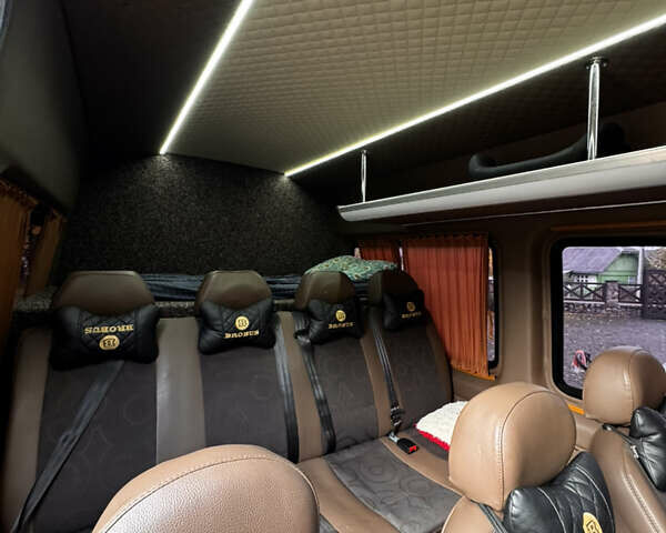 Белый Мерседес Sprinter, объемом двигателя 2.2 л и пробегом 347 тыс. км за 32800 $, фото 30 на Automoto.ua