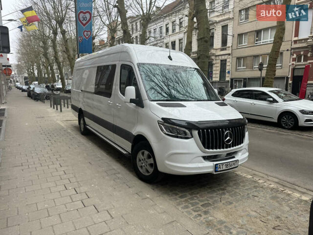 Белый Мерседес Sprinter, объемом двигателя 3 л и пробегом 360 тыс. км за 52744 $, фото 6 на Automoto.ua