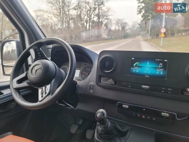Белый Мерседес Sprinter, объемом двигателя 2.14 л и пробегом 250 тыс. км за 25000 $, фото 5 на Automoto.ua