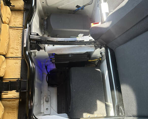Белый Мерседес Sprinter, объемом двигателя 2.14 л и пробегом 210 тыс. км за 38000 $, фото 5 на Automoto.ua