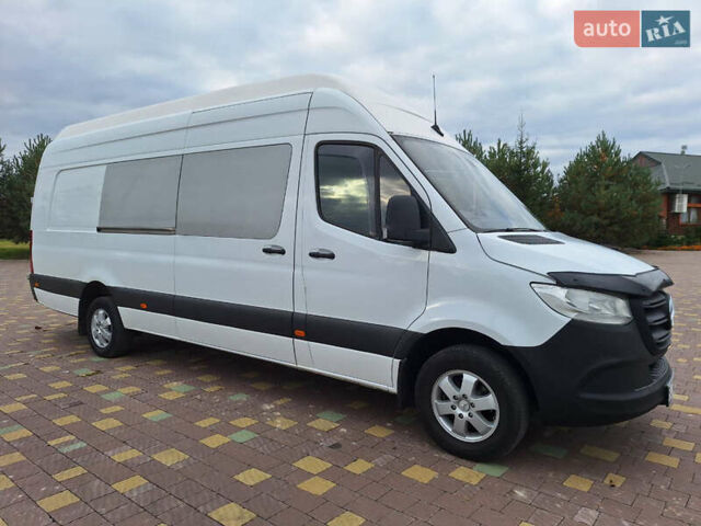 Белый Мерседес Sprinter, объемом двигателя 0 л и пробегом 320 тыс. км за 46000 $, фото 6 на Automoto.ua