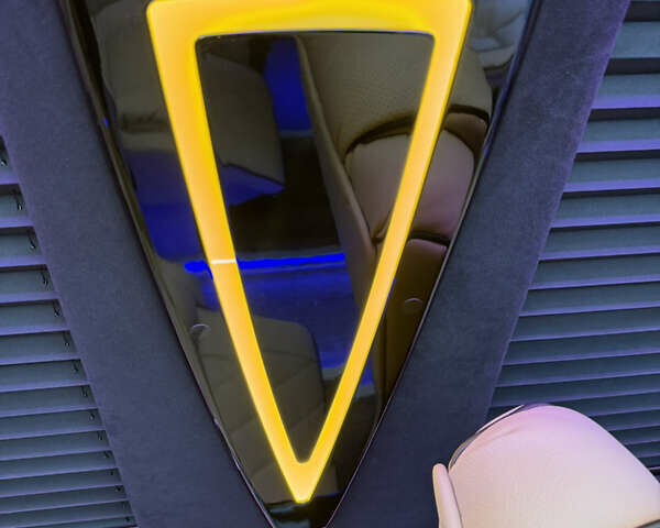 Білий Мерседес Sprinter, об'ємом двигуна 2.14 л та пробігом 365 тис. км за 69000 $, фото 18 на Automoto.ua