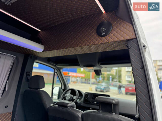 Белый Мерседес Sprinter, объемом двигателя 2.2 л и пробегом 251 тыс. км за 32800 $, фото 20 на Automoto.ua