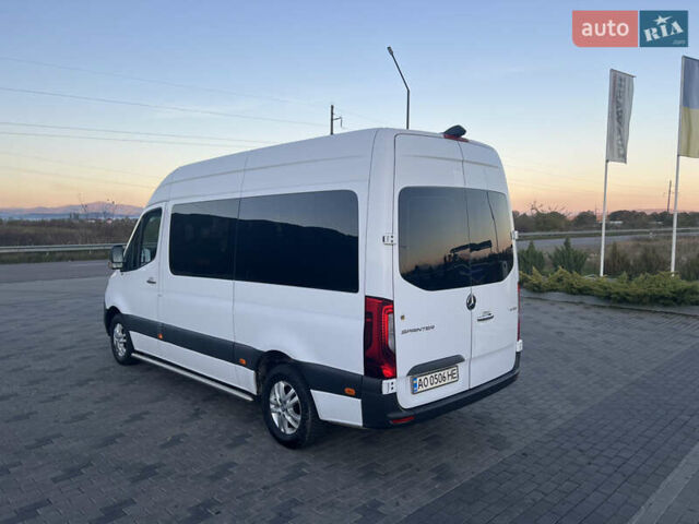 Белый Мерседес Sprinter, объемом двигателя 2.14 л и пробегом 470 тыс. км за 32999 $, фото 3 на Automoto.ua