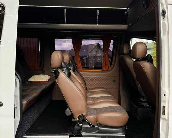 Белый Мерседес Sprinter, объемом двигателя 2.2 л и пробегом 347 тыс. км за 32800 $, фото 26 на Automoto.ua