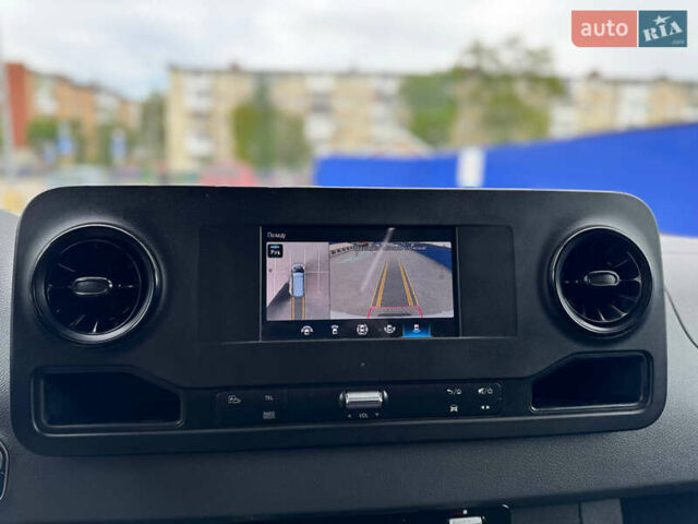 Белый Мерседес Sprinter, объемом двигателя 2.2 л и пробегом 251 тыс. км за 32800 $, фото 28 на Automoto.ua