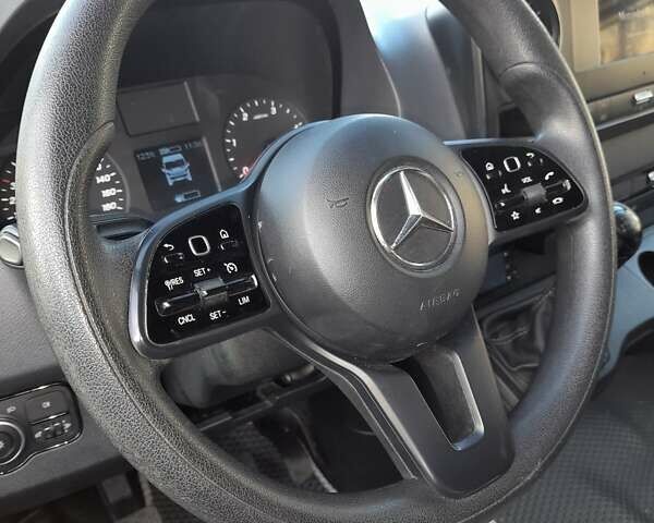 Белый Мерседес Sprinter, объемом двигателя 2.14 л и пробегом 275 тыс. км за 32600 $, фото 1 на Automoto.ua