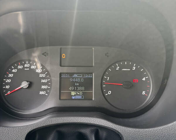 Белый Мерседес Sprinter, объемом двигателя 3 л и пробегом 491 тыс. км за 39999 $, фото 24 на Automoto.ua